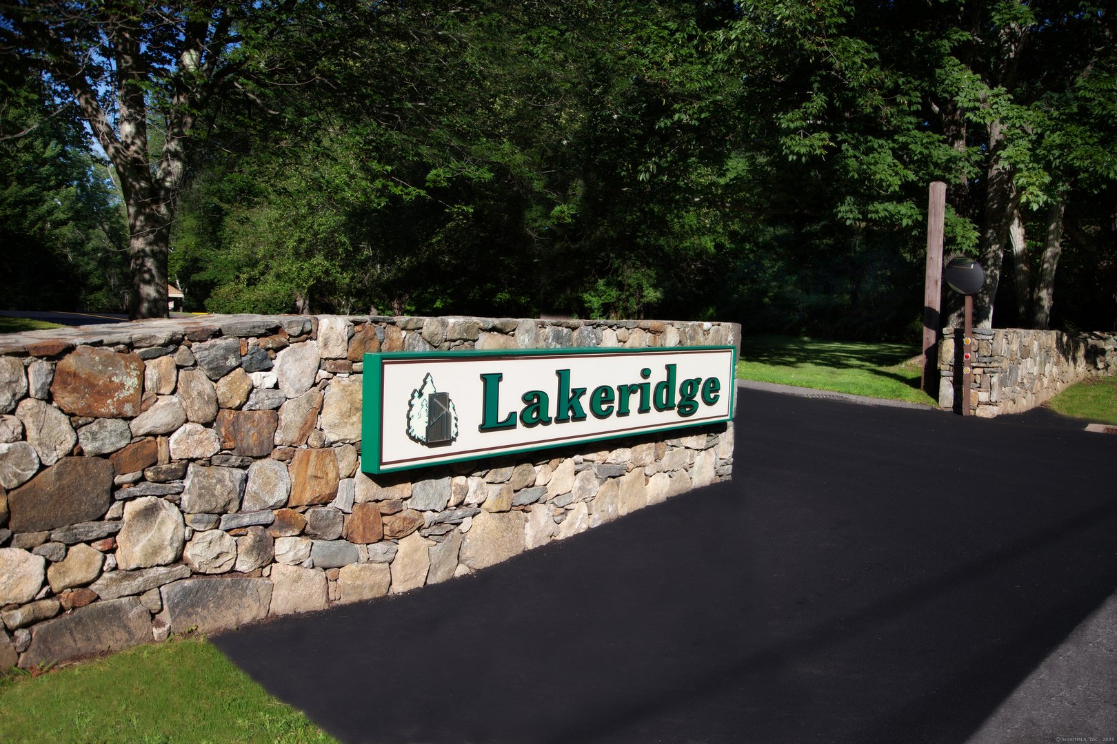 389 Trailsend Drive Photo 22