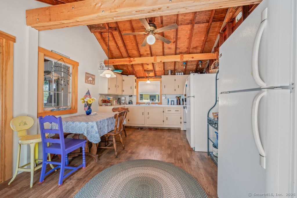 17 Marsh Point Photo 14