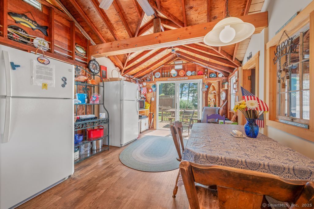 17 Marsh Point Photo 15