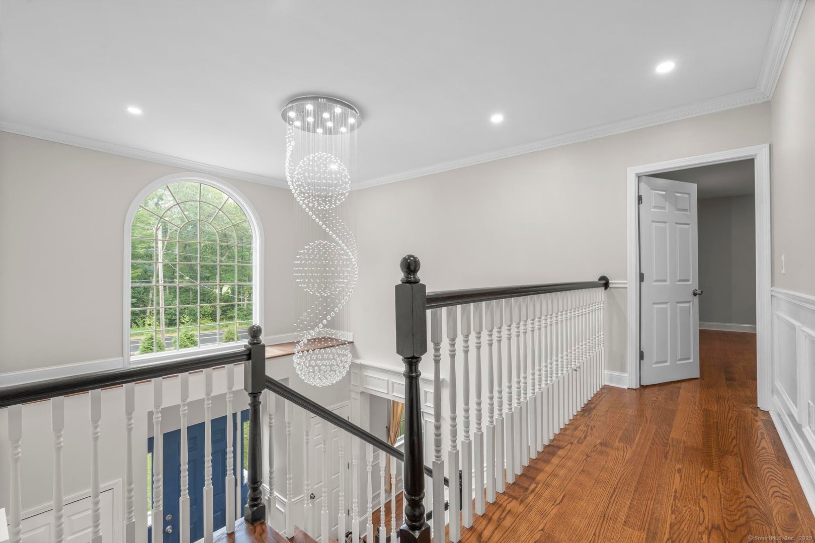 424 Racebrook Road Photo 13