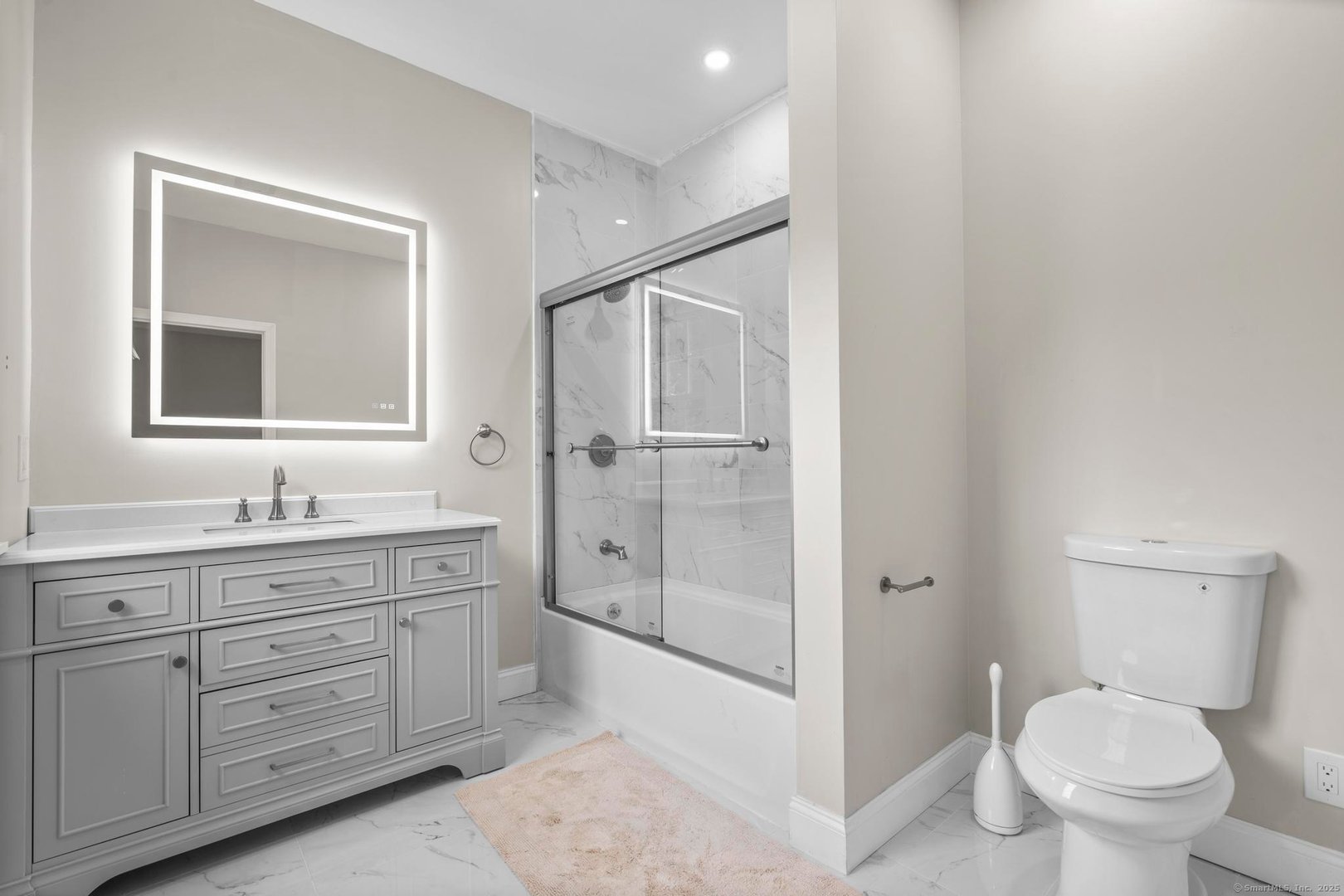 424 Racebrook Road Photo 20