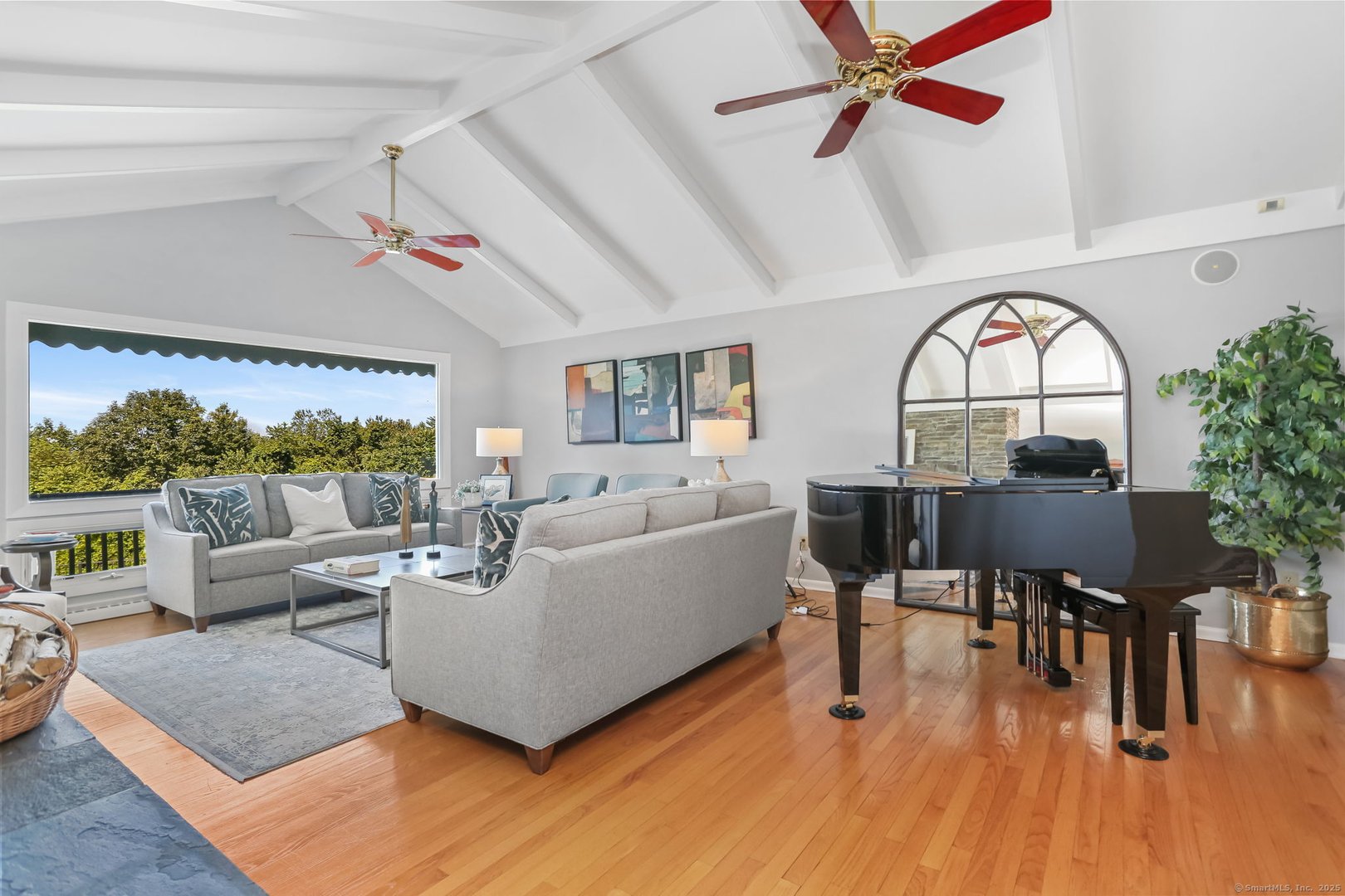 132 Merrimac Drive Photo 5