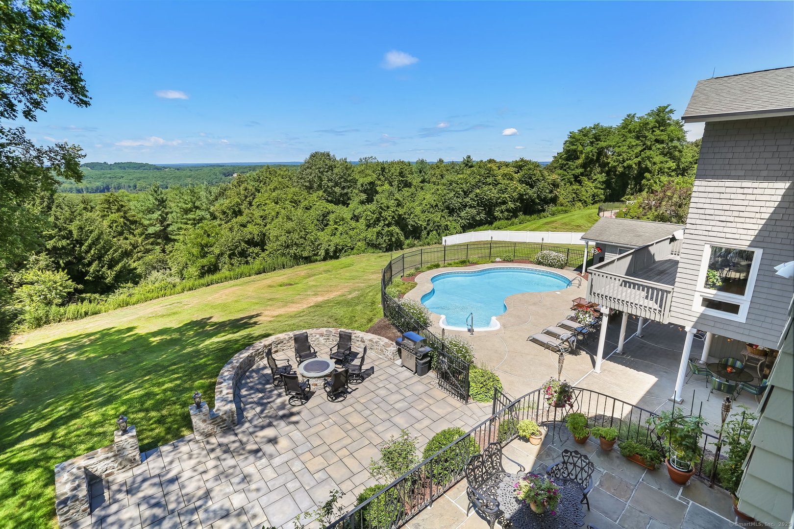 132 Merrimac Drive Photo 39