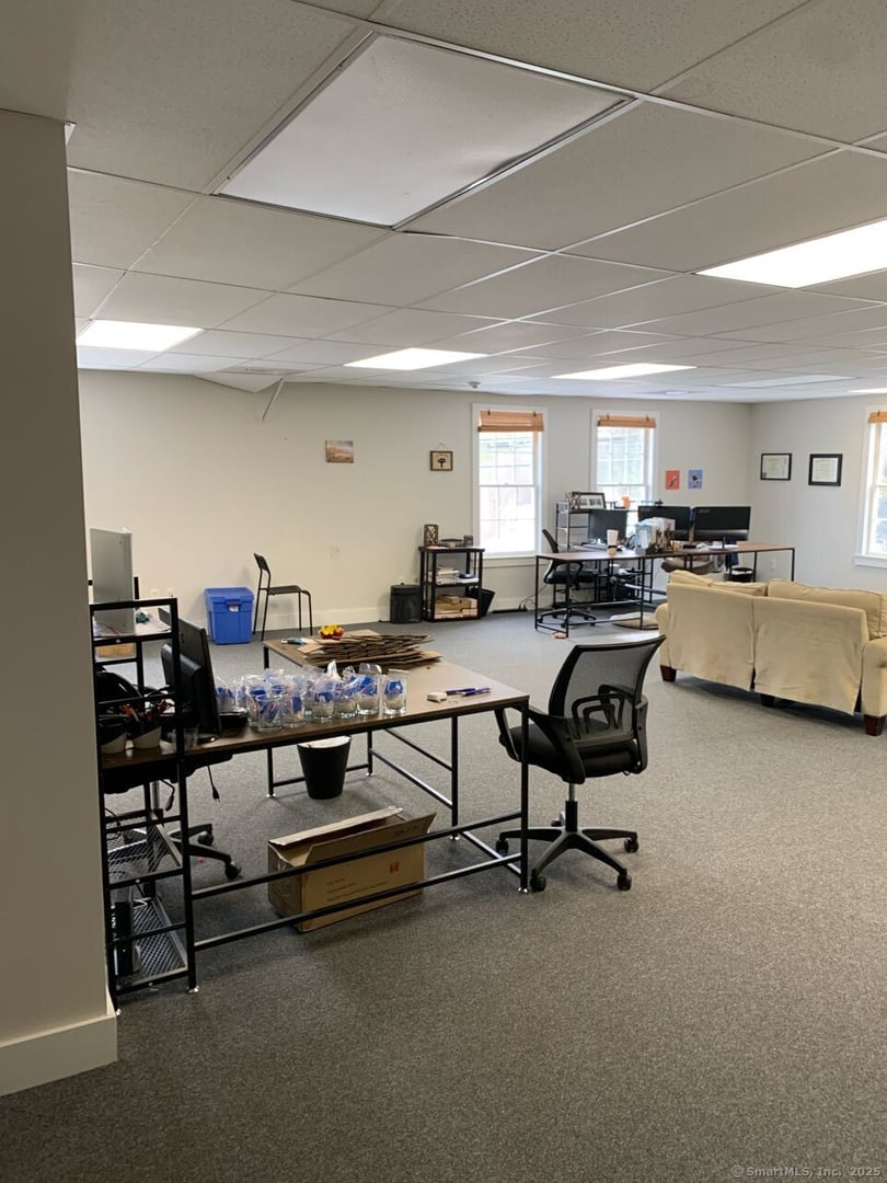 6 Cornwall Road Photo 8