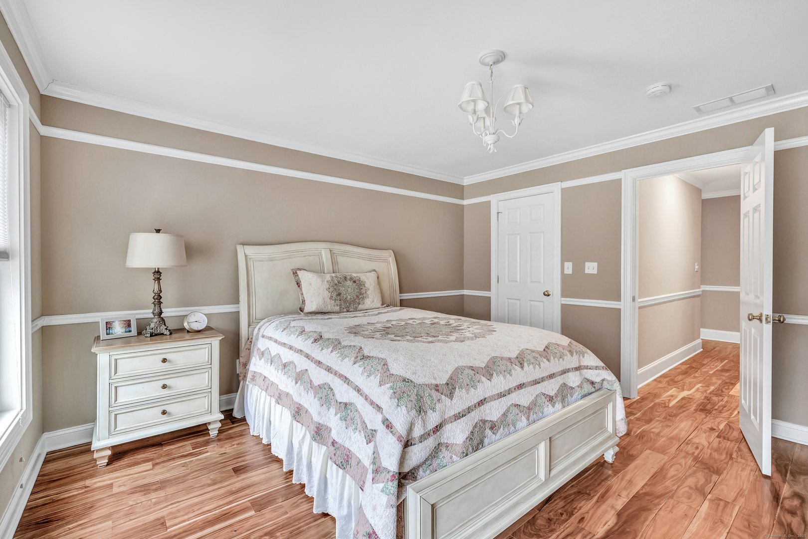 96 Big Horn Road Photo 26