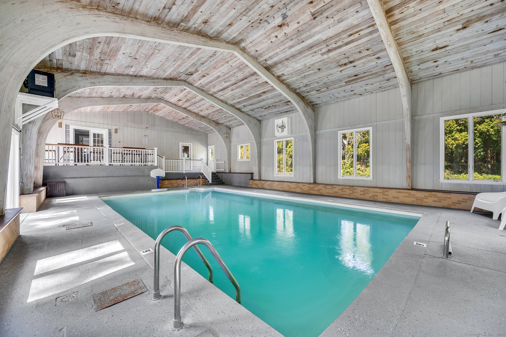 473 Ridgeview Road Photo 15