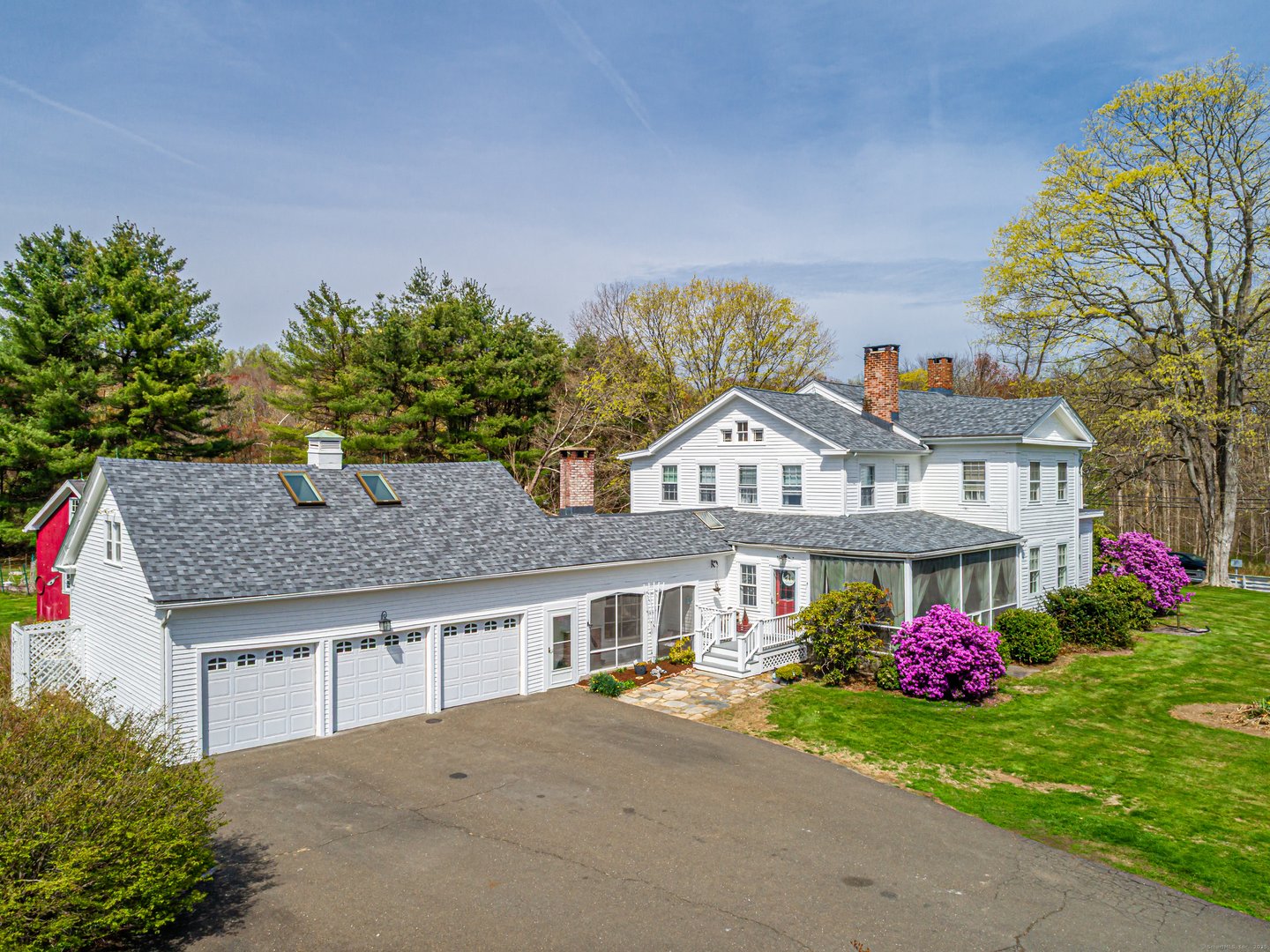 1115 Monroe Turnpike Photo 6