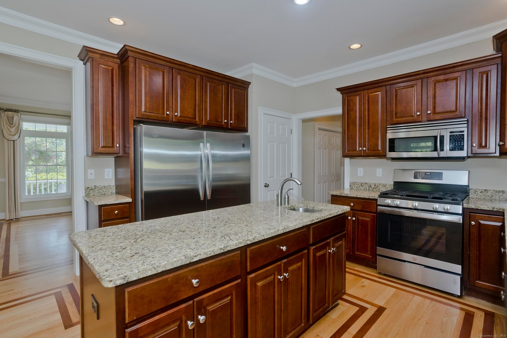 48 Cider Mill Heights Photo 3