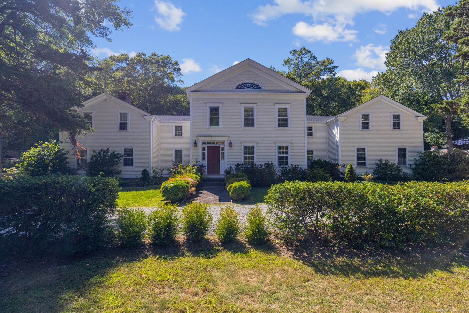 407 Grove Beach Road North Photo 1