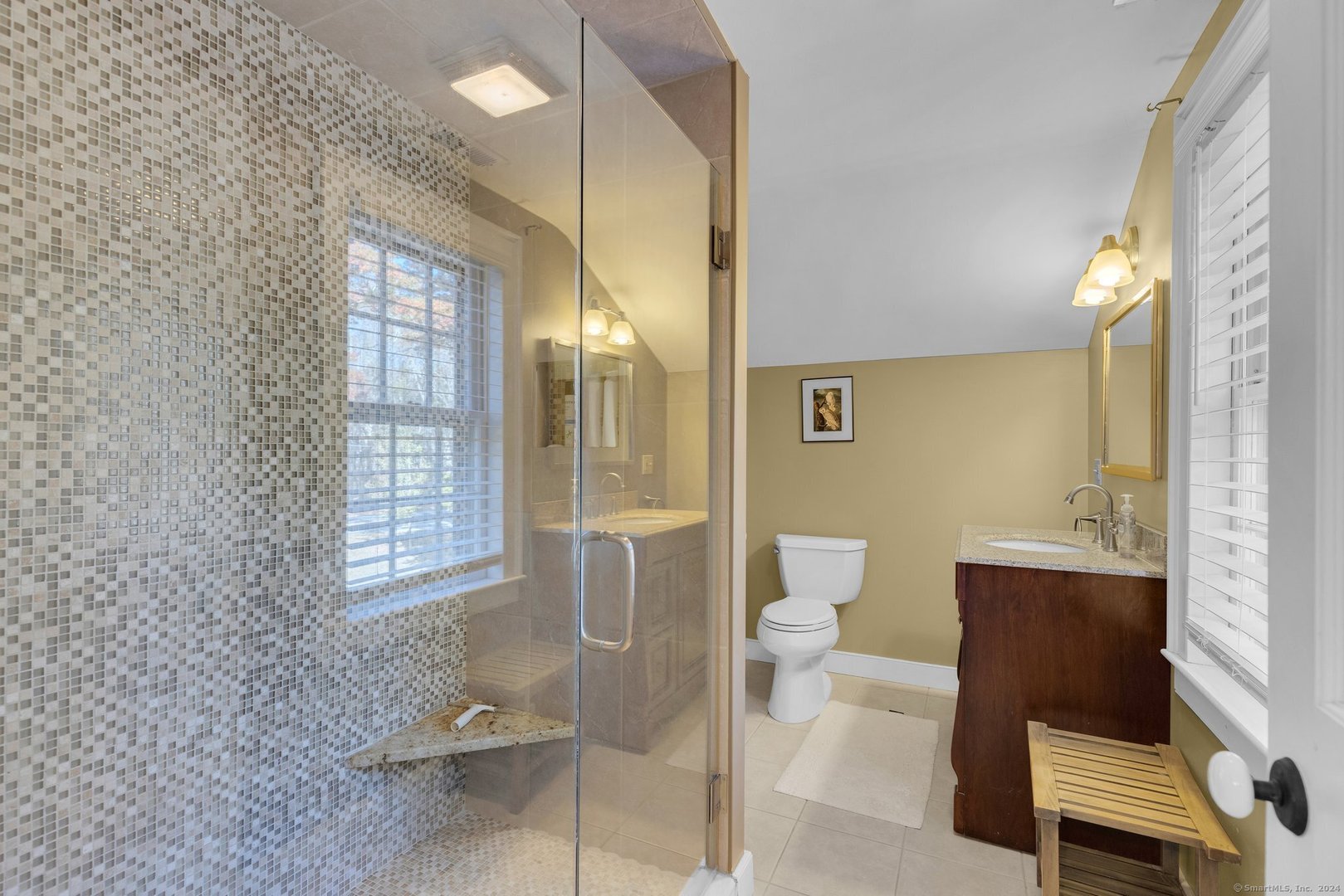 407 Grove Beach Road North Photo 24