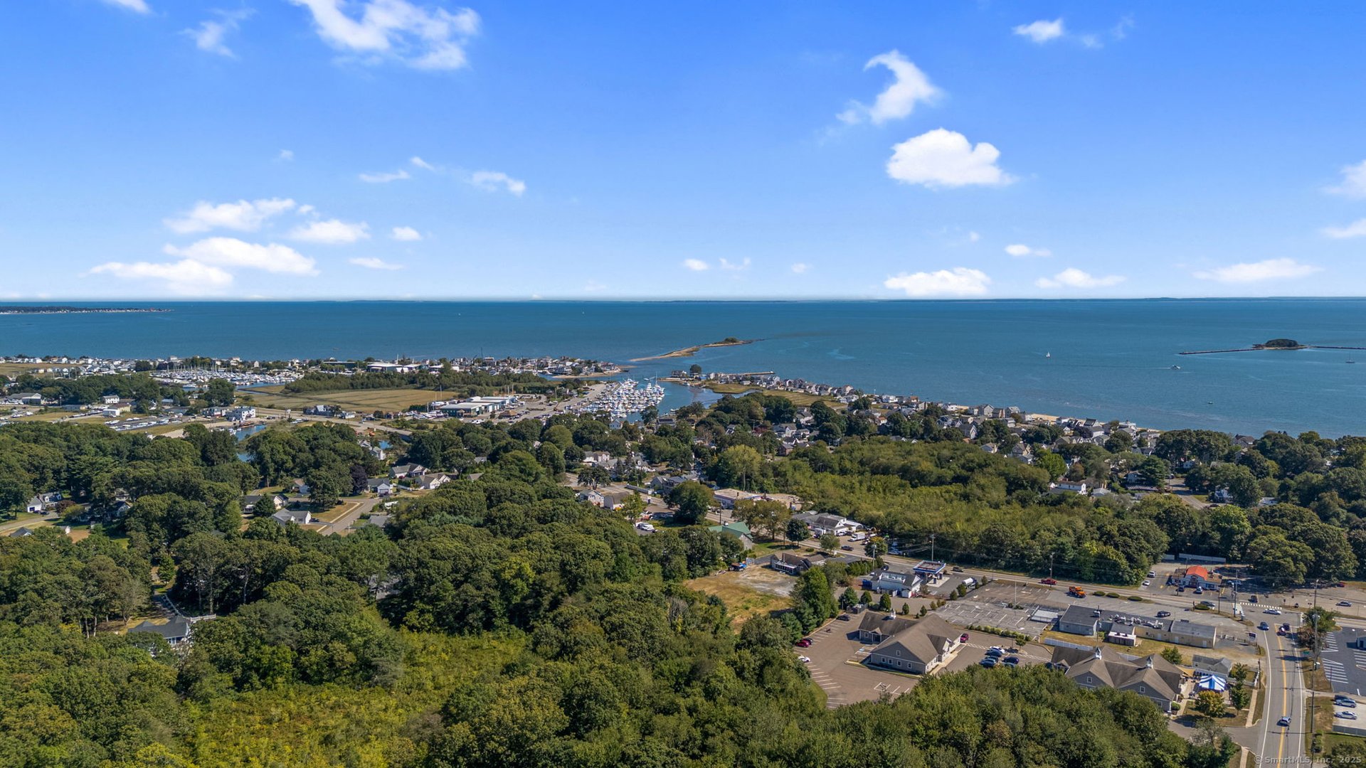 407 Grove Beach Road North Photo 37