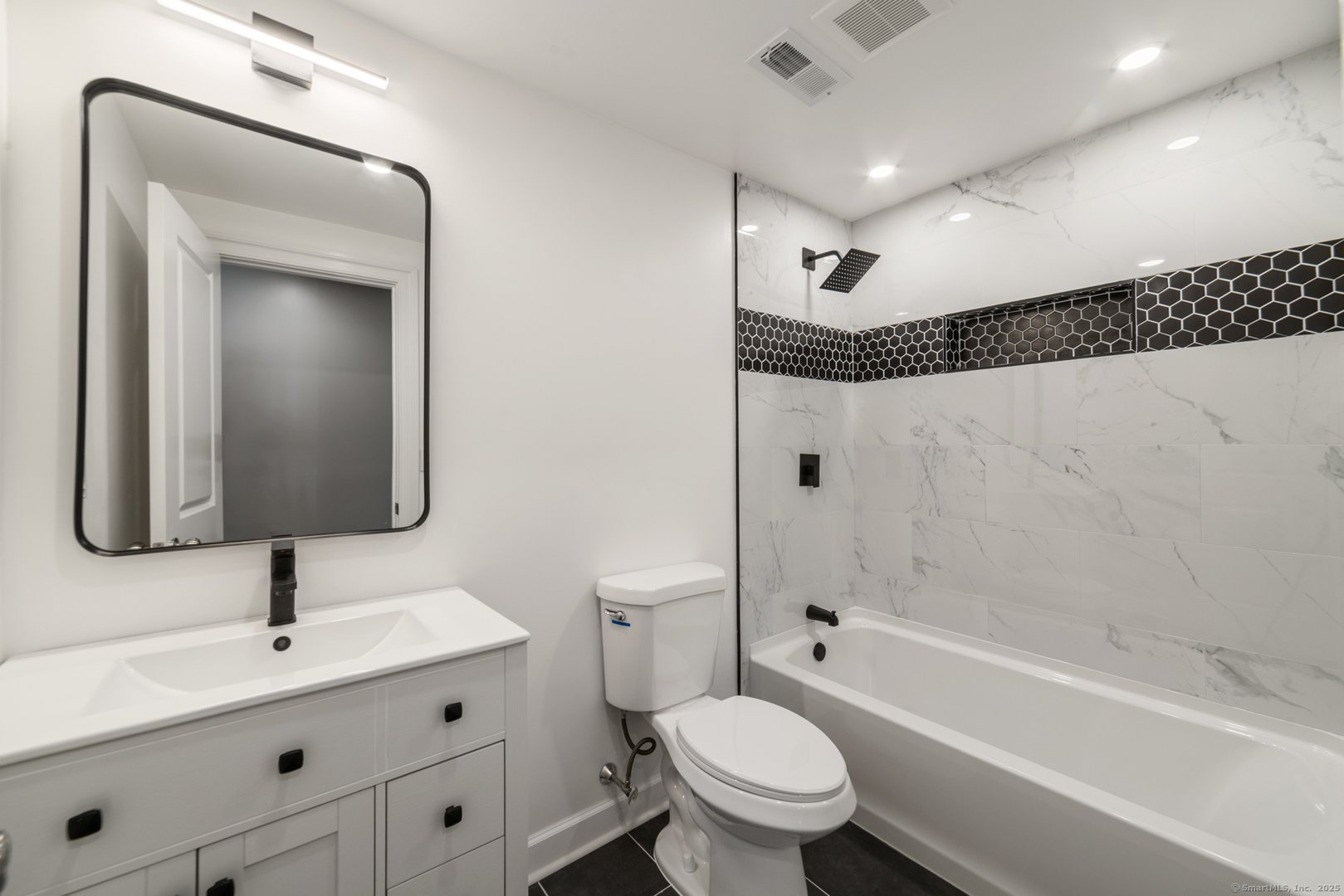 11 Old Creamery Road Photo 9