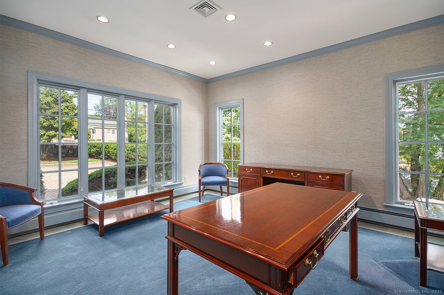 5060 Main Street Photo 13