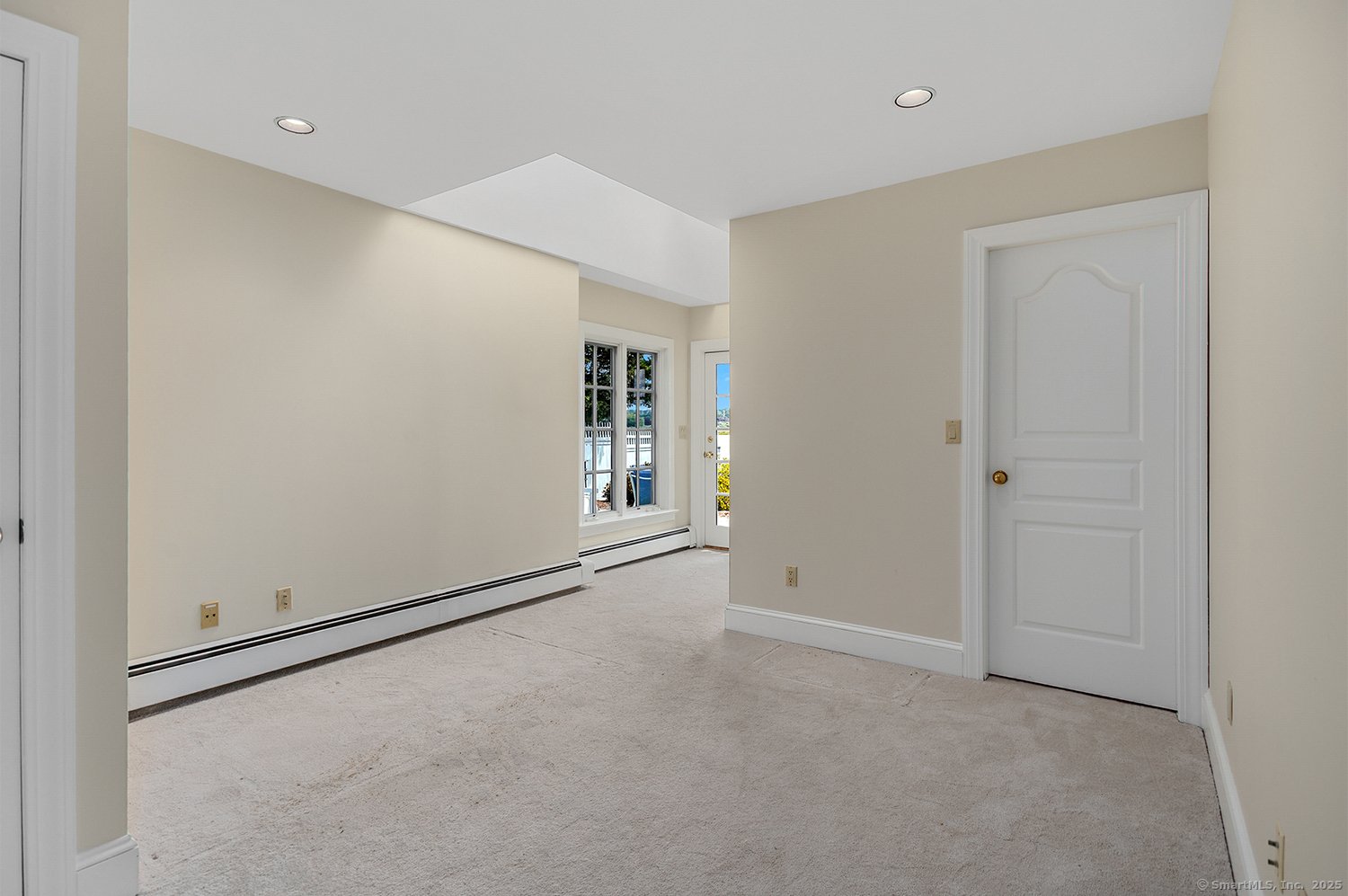 5060 Main Street Photo 24