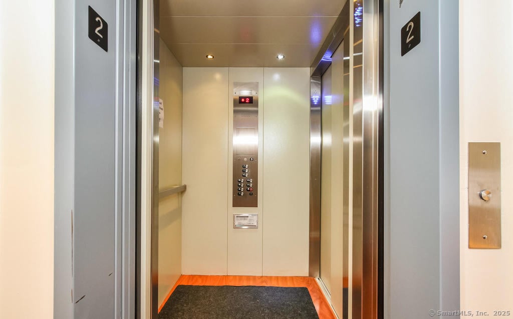 118 South Broad Street Photo 12