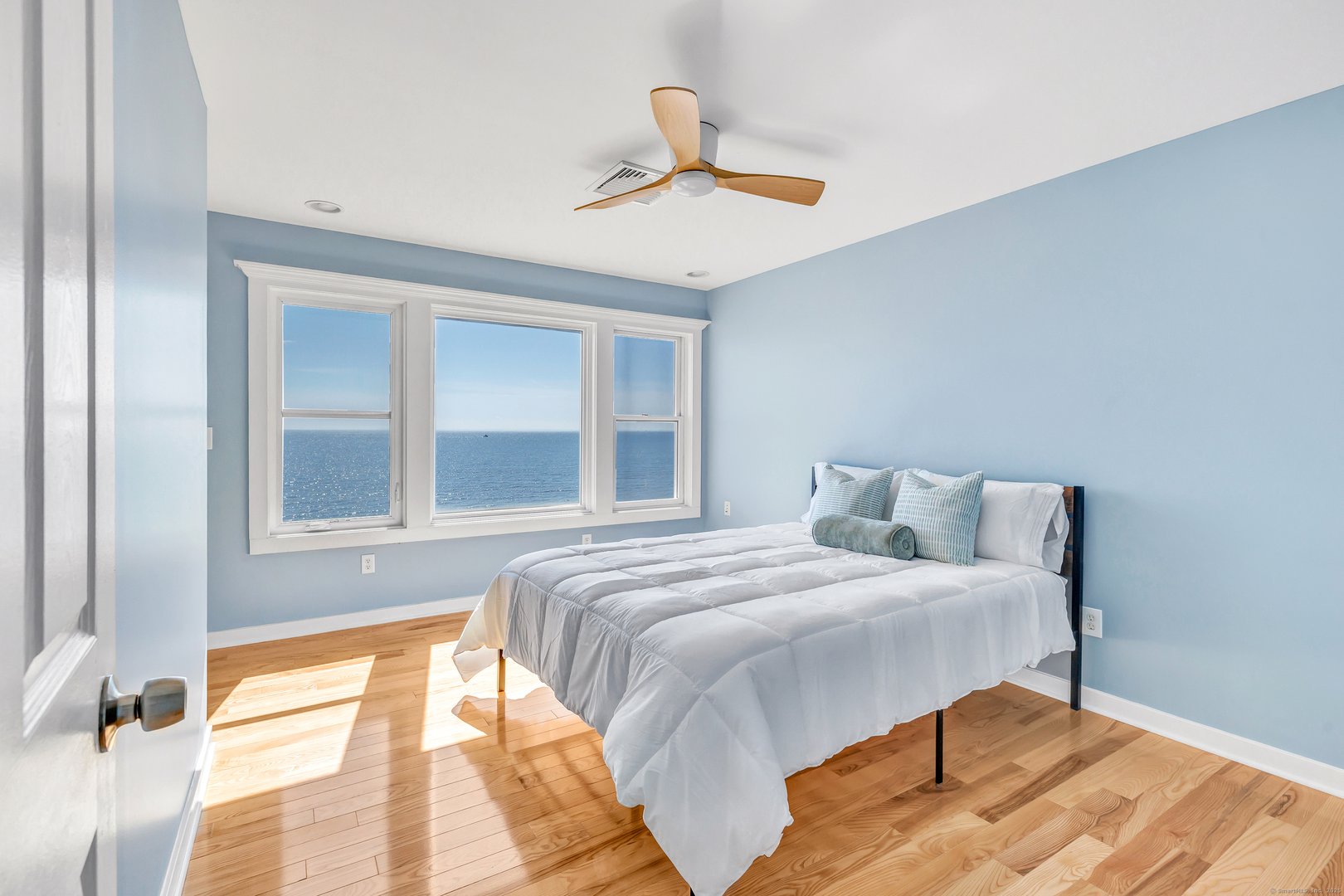 9 Stowe Avenue Photo 22