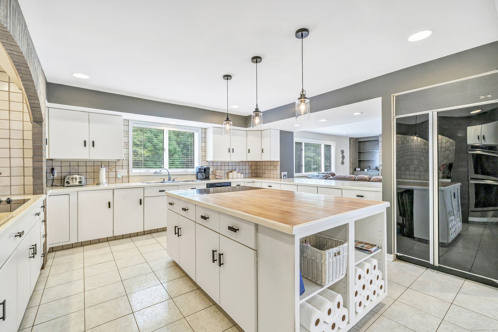 28 Strawberry Lane Photo 15