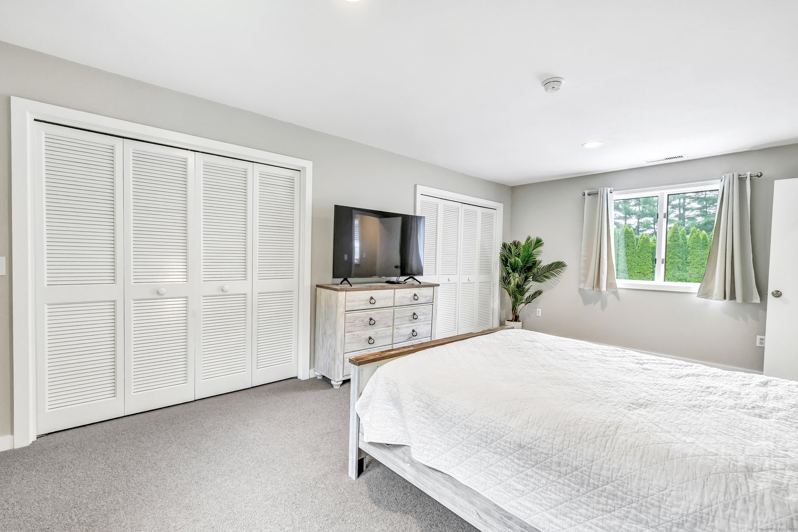 28 Strawberry Lane Photo 30