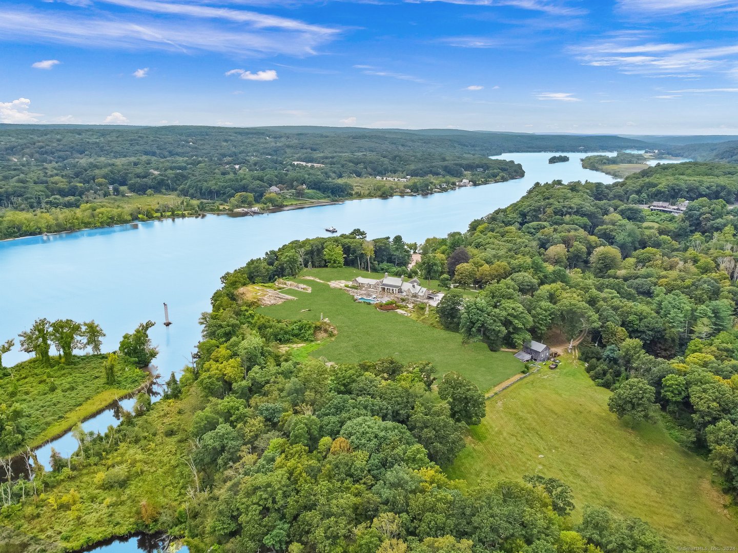 153 Ferry Road Photo 5