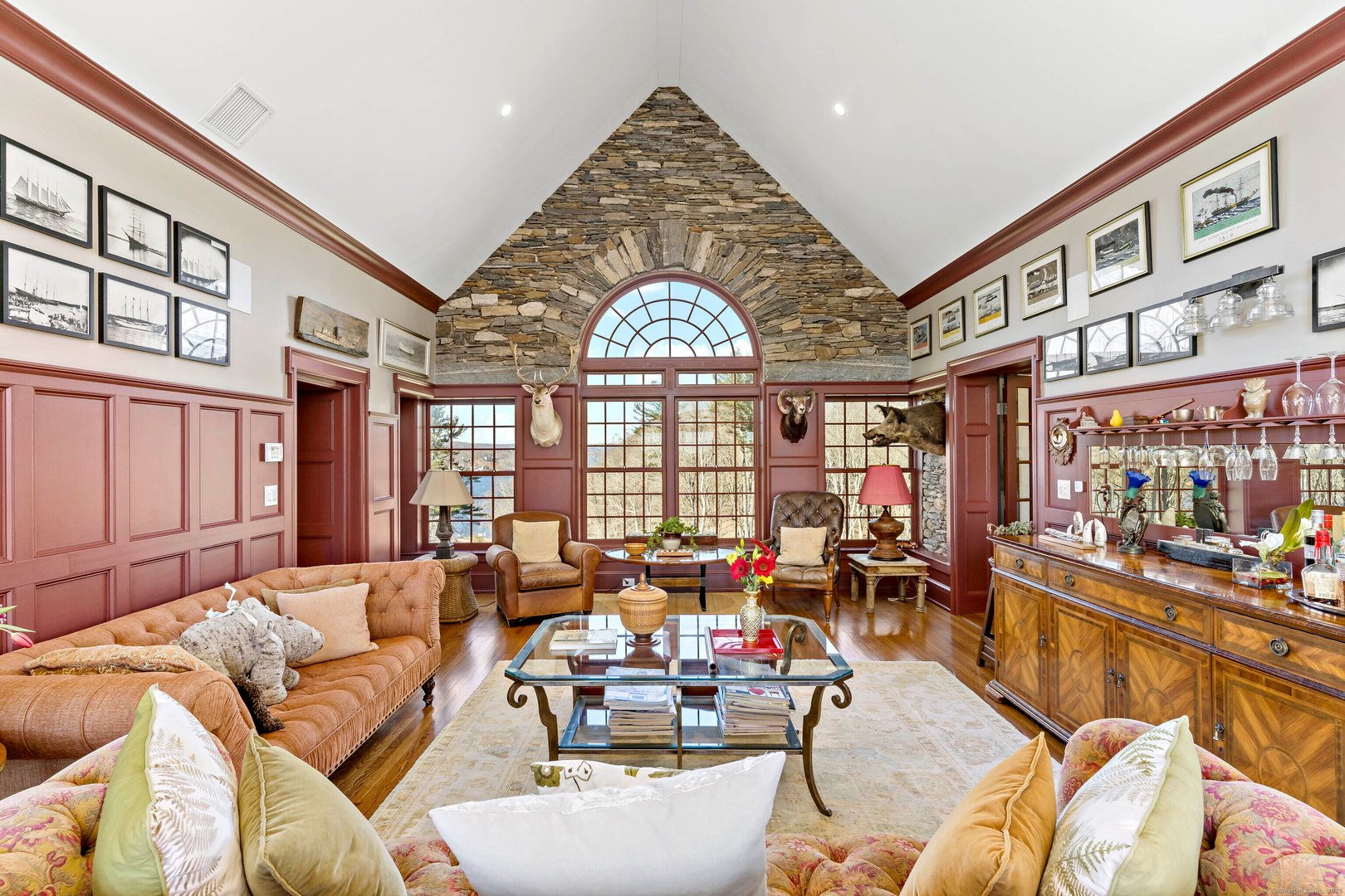 153 Ferry Road Photo 16