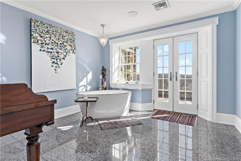 153 Ferry Road Photo 22