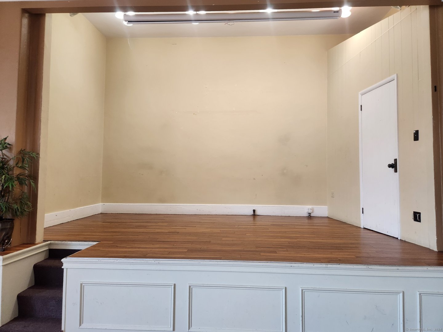 37 Orlando Street Photo 5