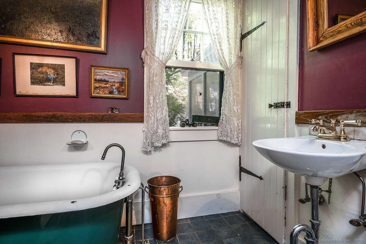 143 Whitcomb Hill Road Photo 18