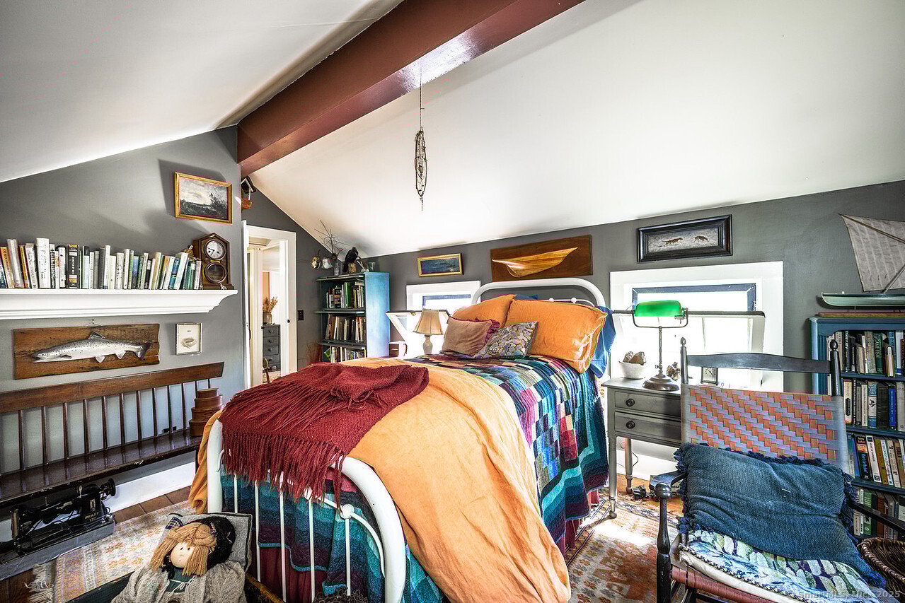 143 Whitcomb Hill Road Photo 25