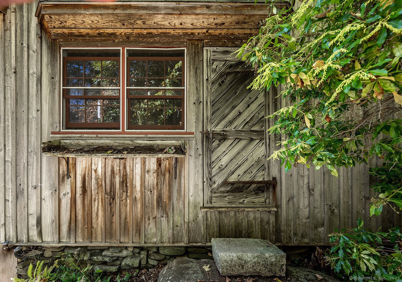 143 Whitcomb Hill Road Photo 36