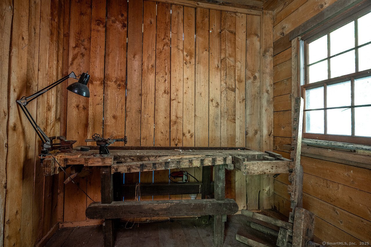 143 Whitcomb Hill Road Photo 37