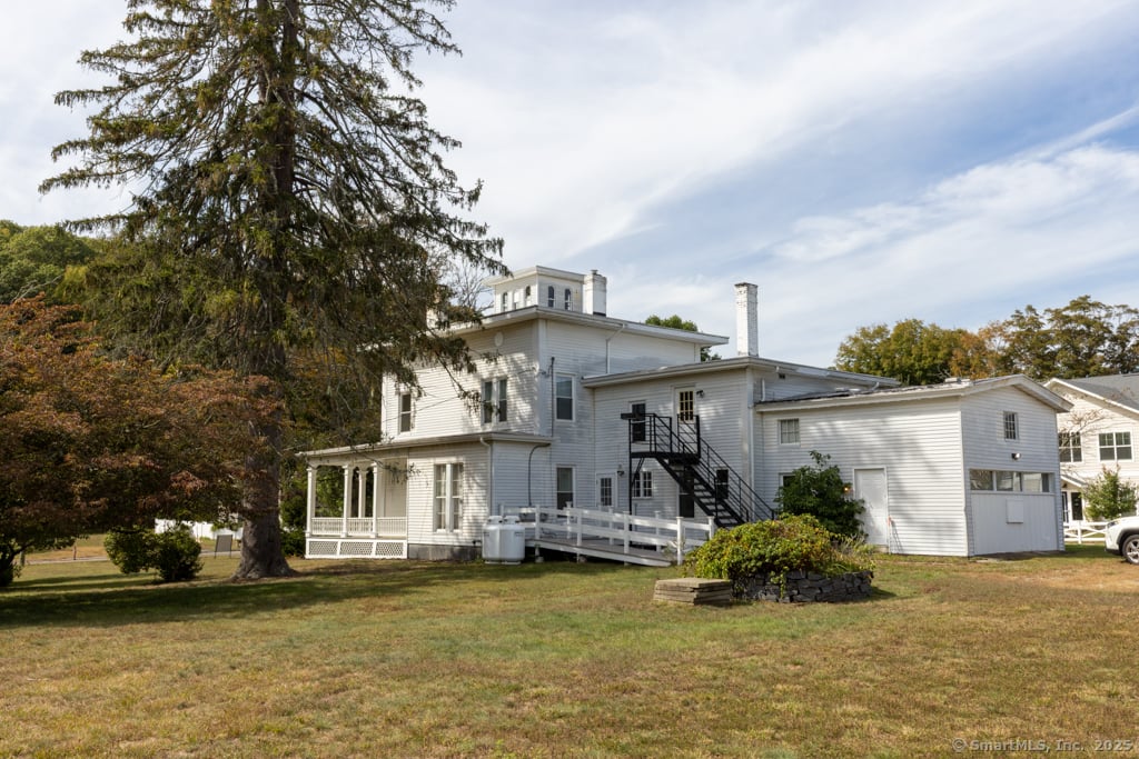 1572 Saybrook Road Photo 5