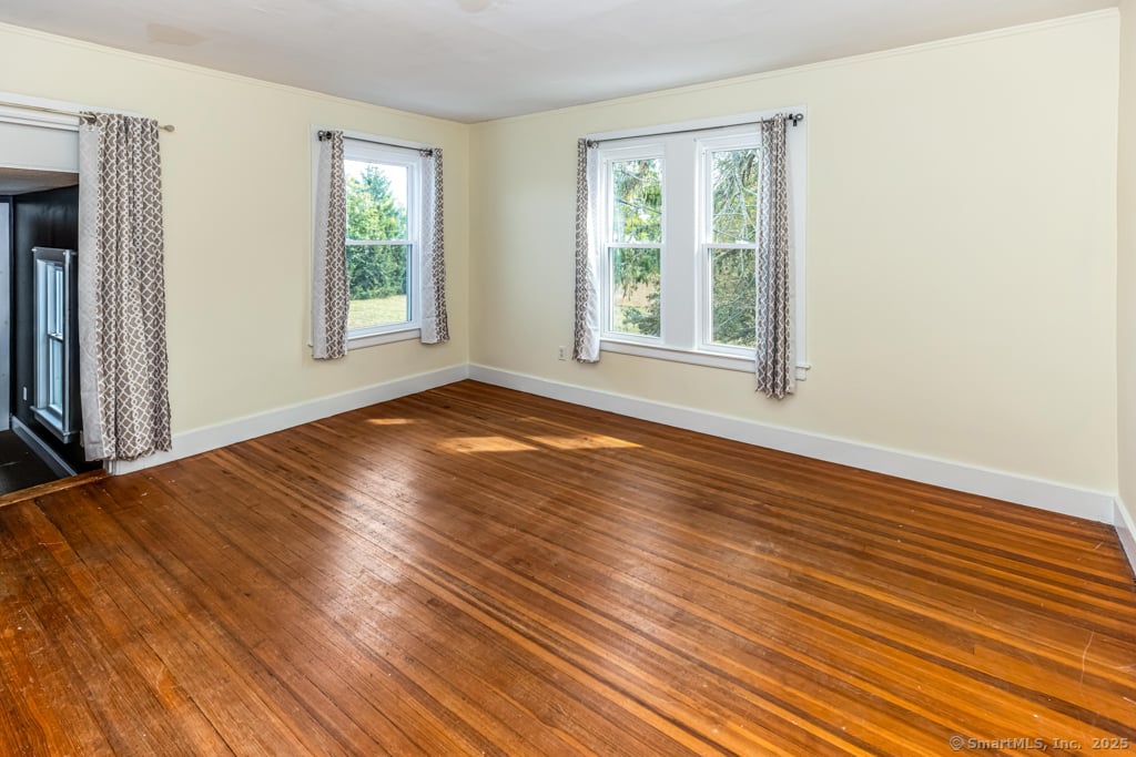 1572 Saybrook Road Photo 25