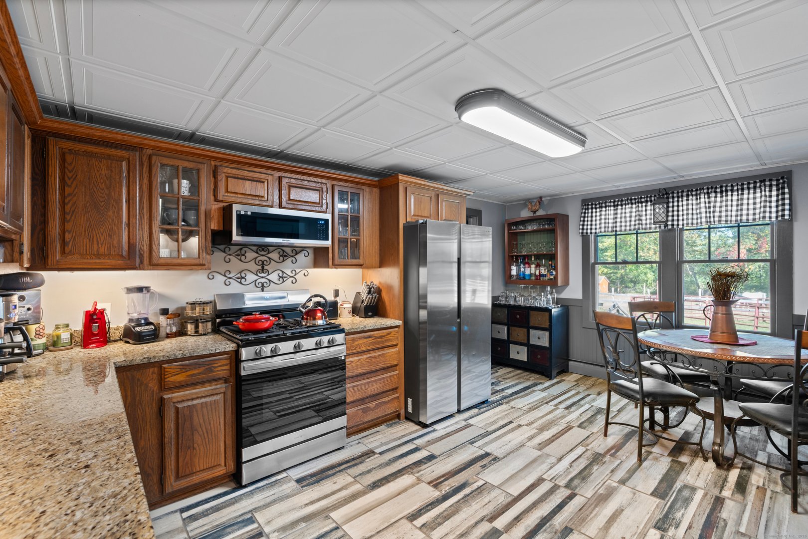 298 Kenyon Road Photo 7