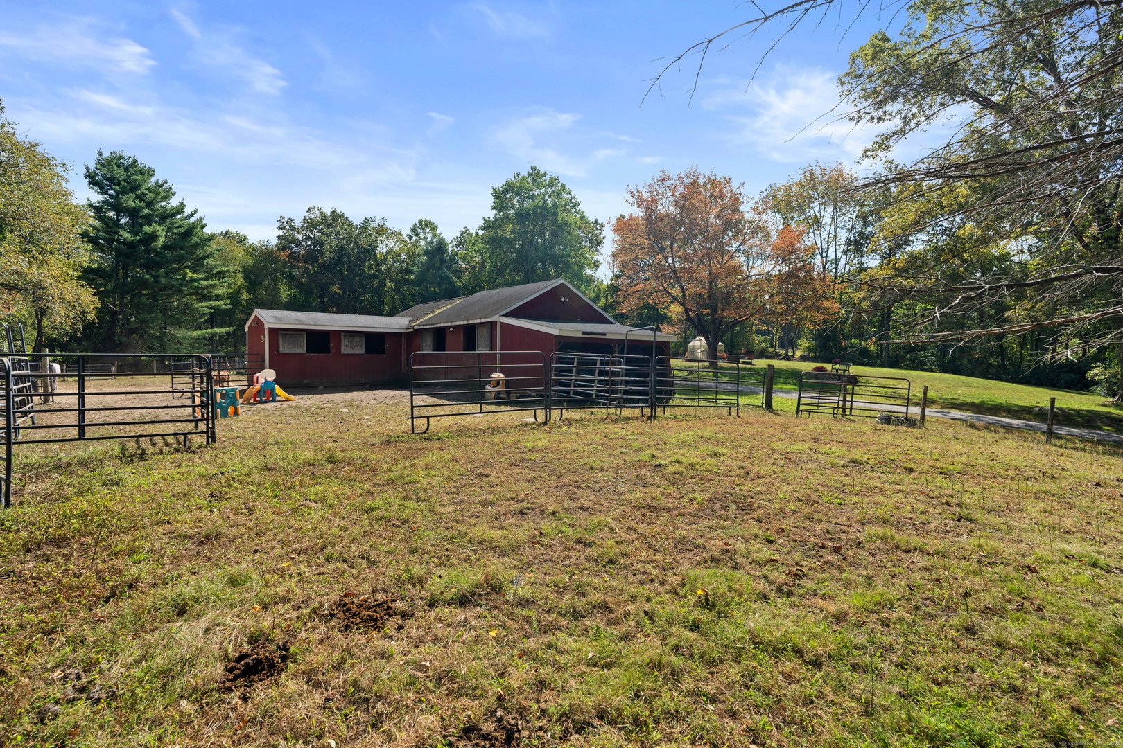 298 Kenyon Road Photo 36