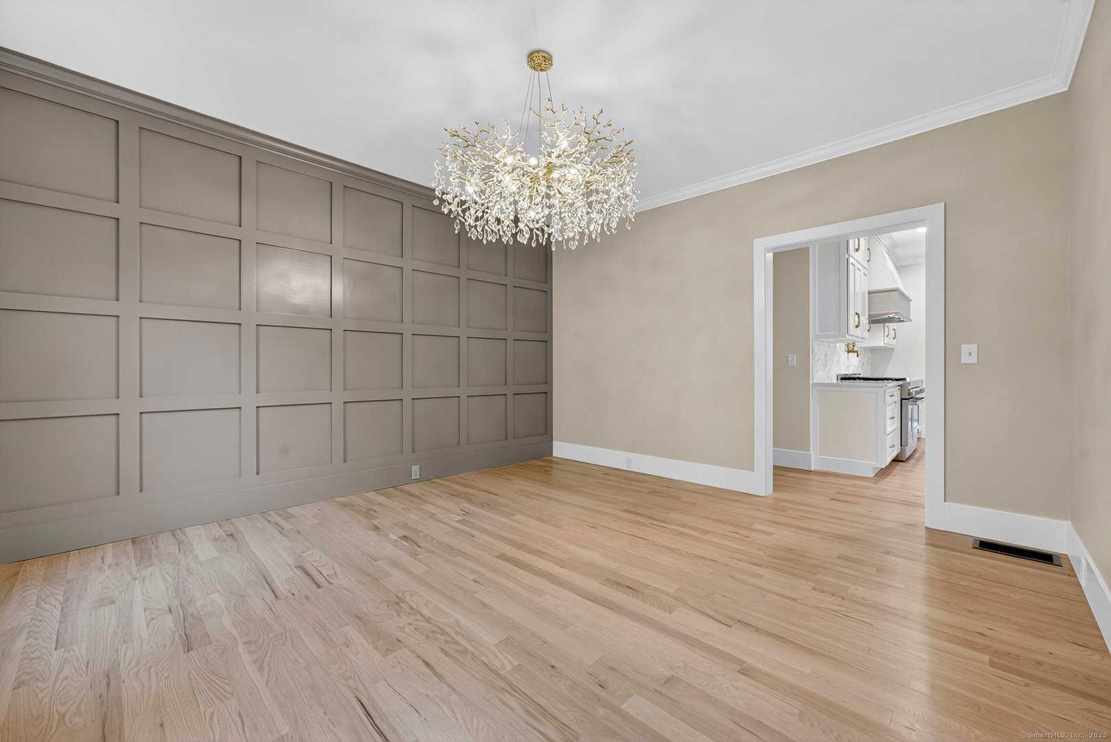 241 Old Farms Road Photo 15