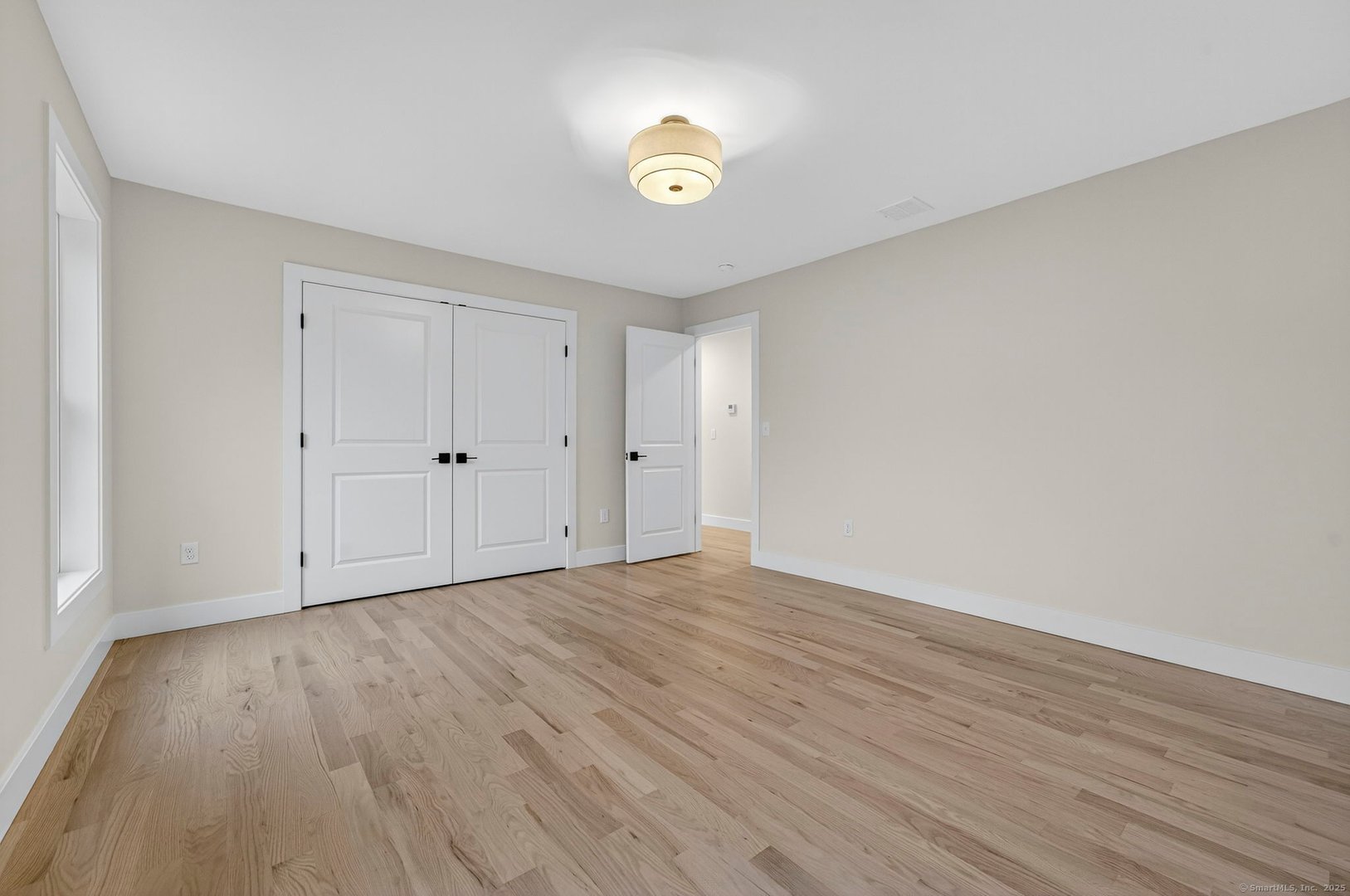 241 Old Farms Road Photo 29