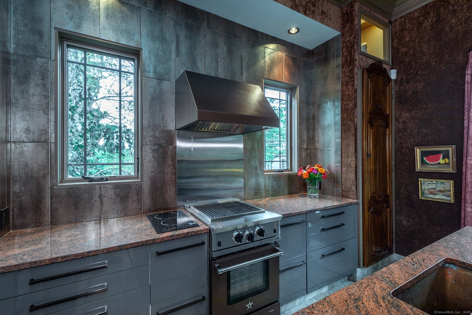 107 Island Trail Photo 9