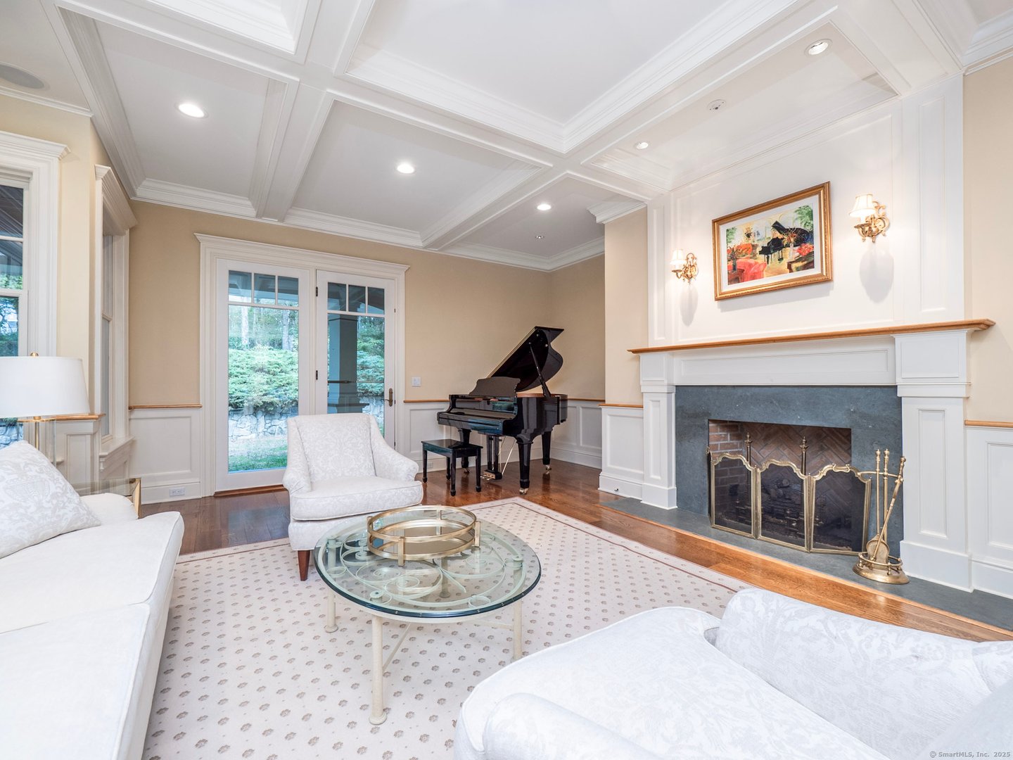 55 Tanners Drive Photo 6