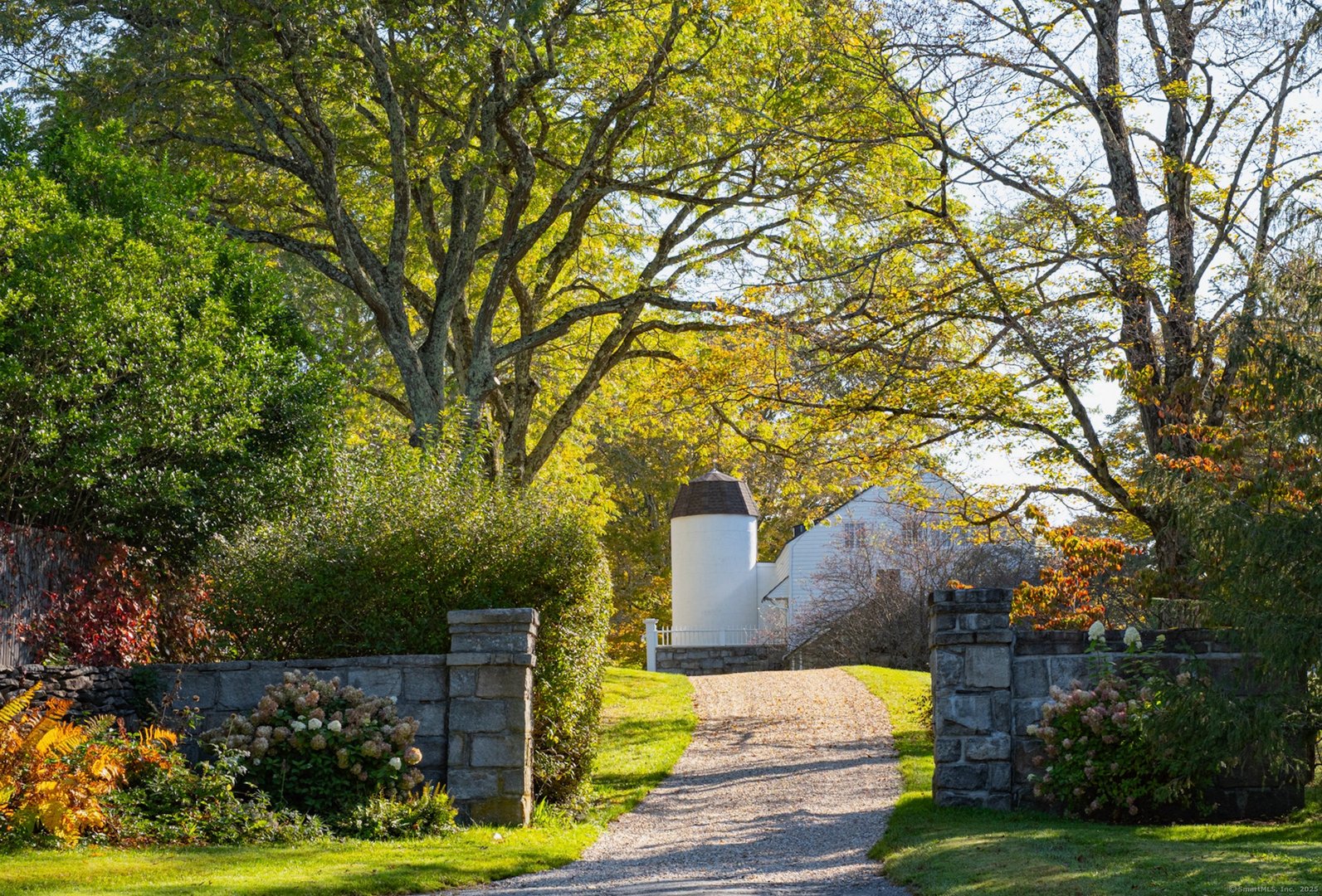 102 Melius Road Photo 3