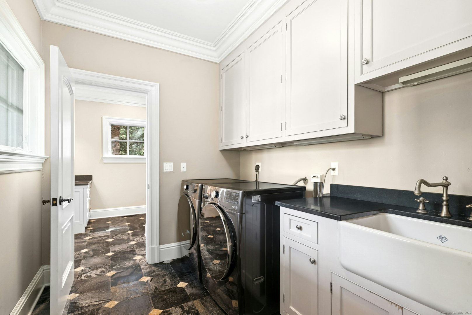 76 Lords Highway Photo 16