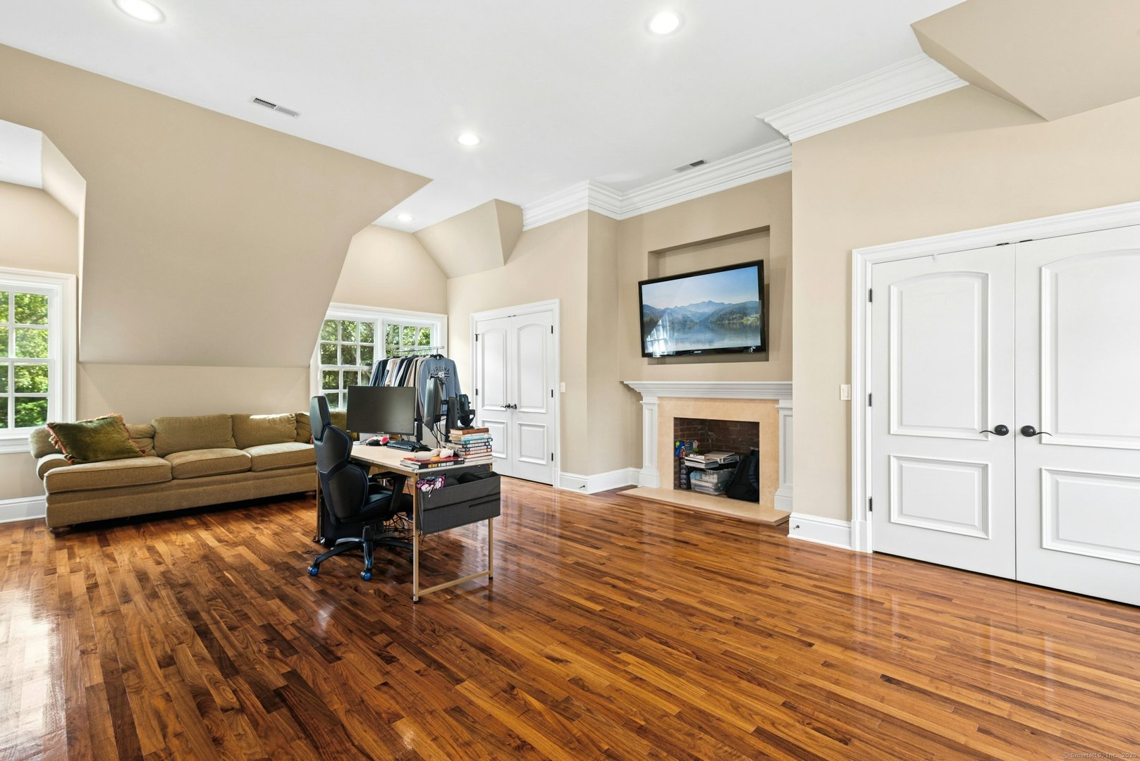 76 Lords Highway Photo 24