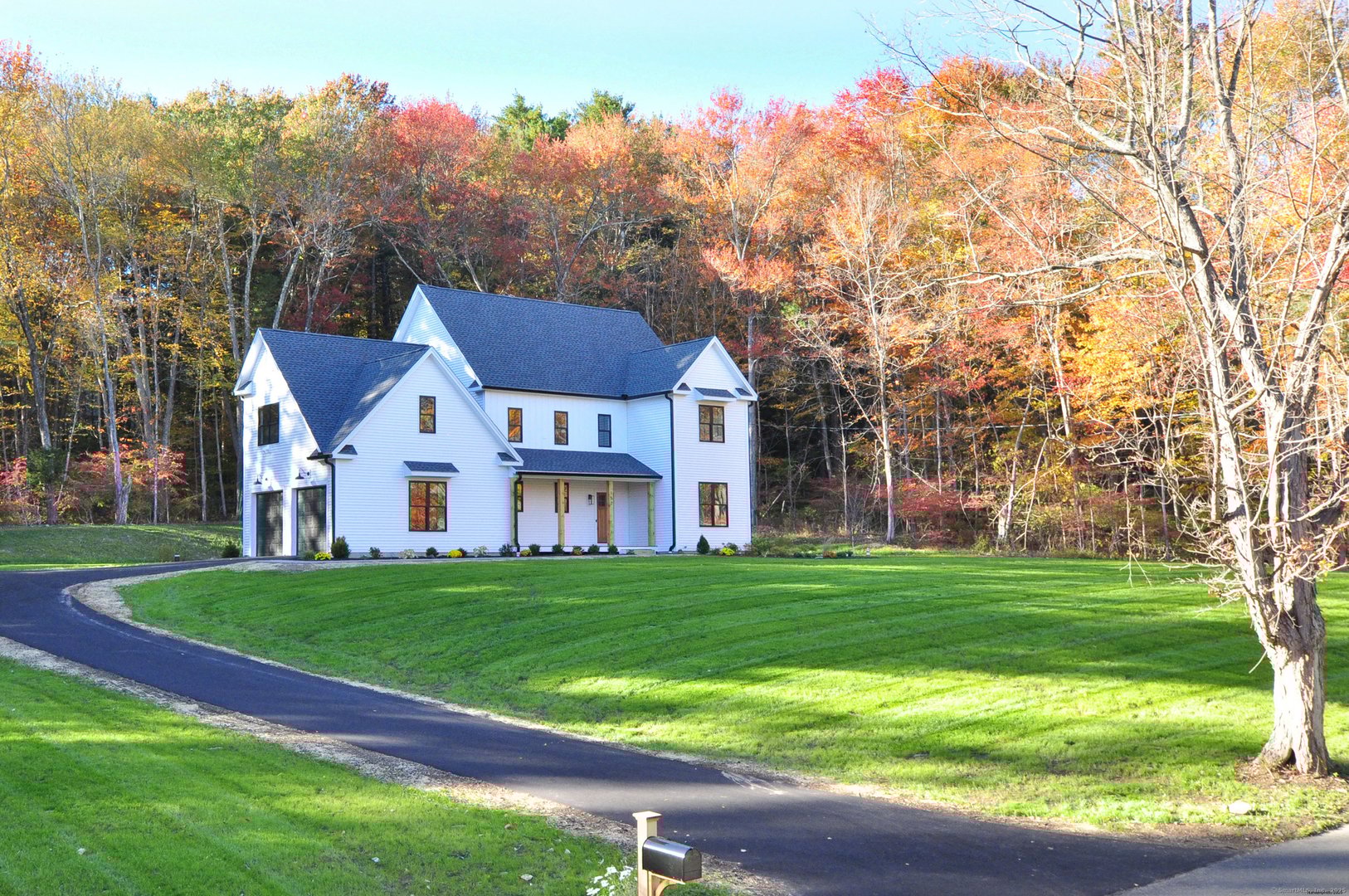 152 East Hill Road Photo 1