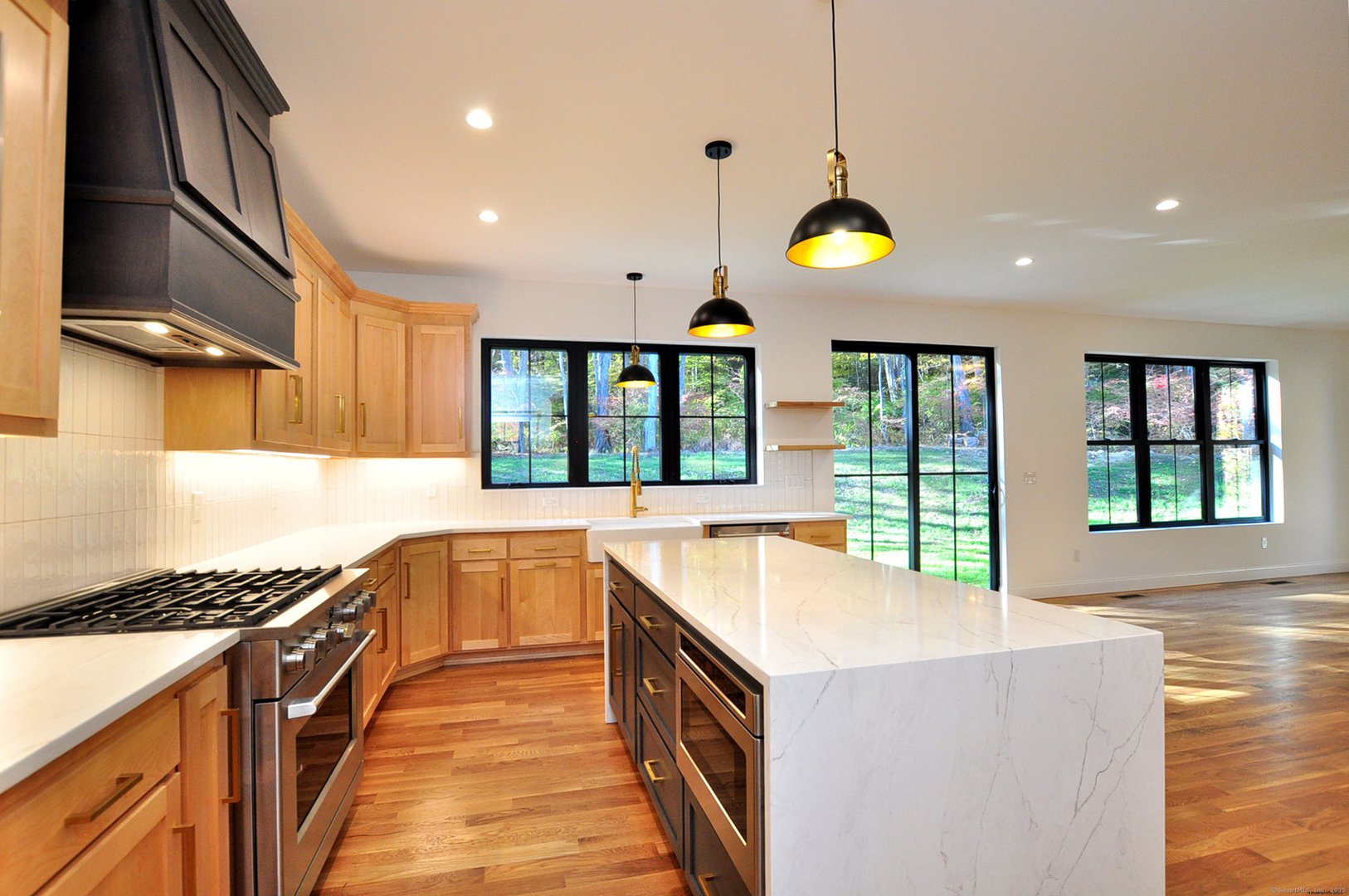 152 East Hill Road Photo 31