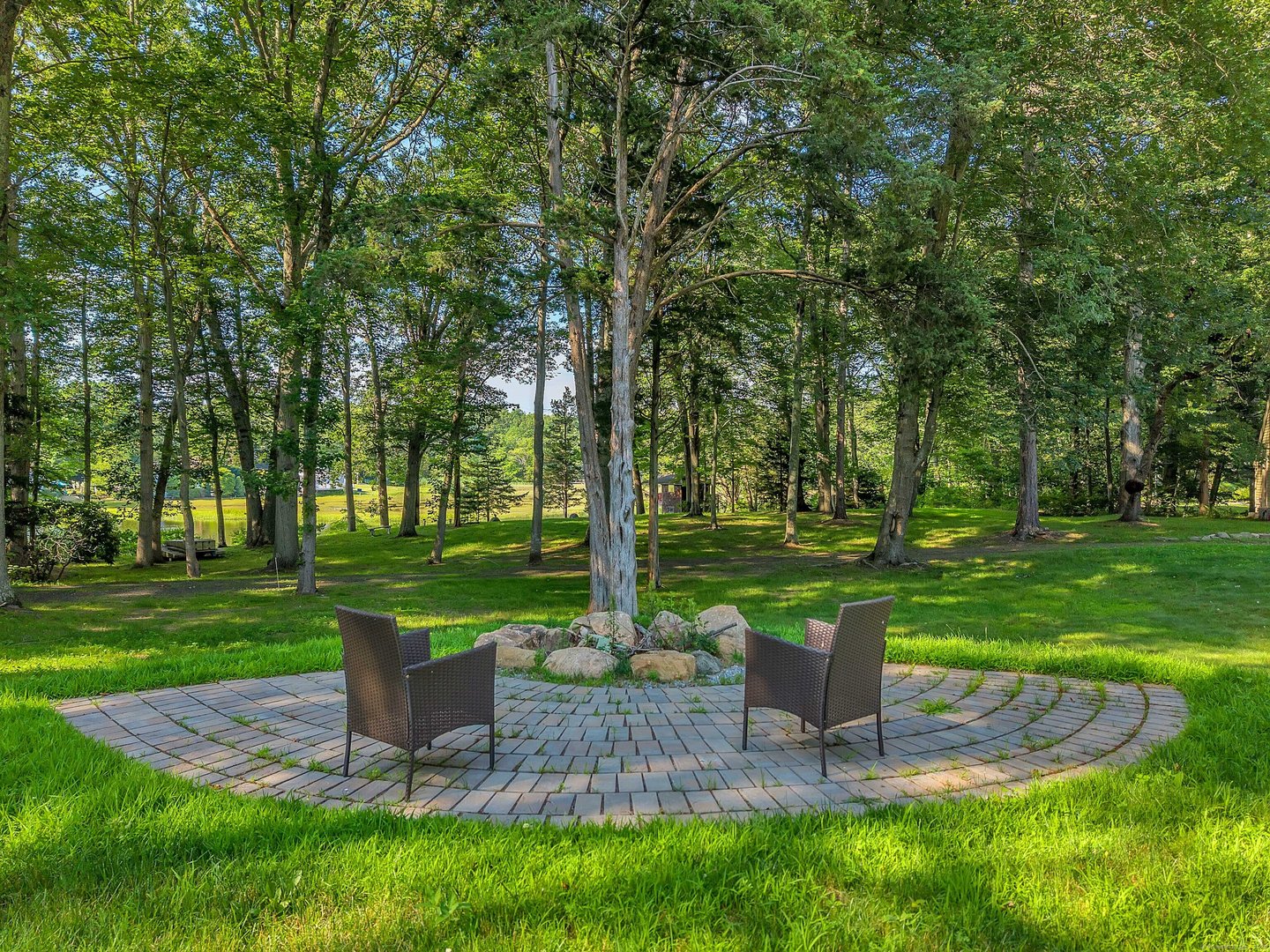 448 A - B Grove Beach Road North Photo 10