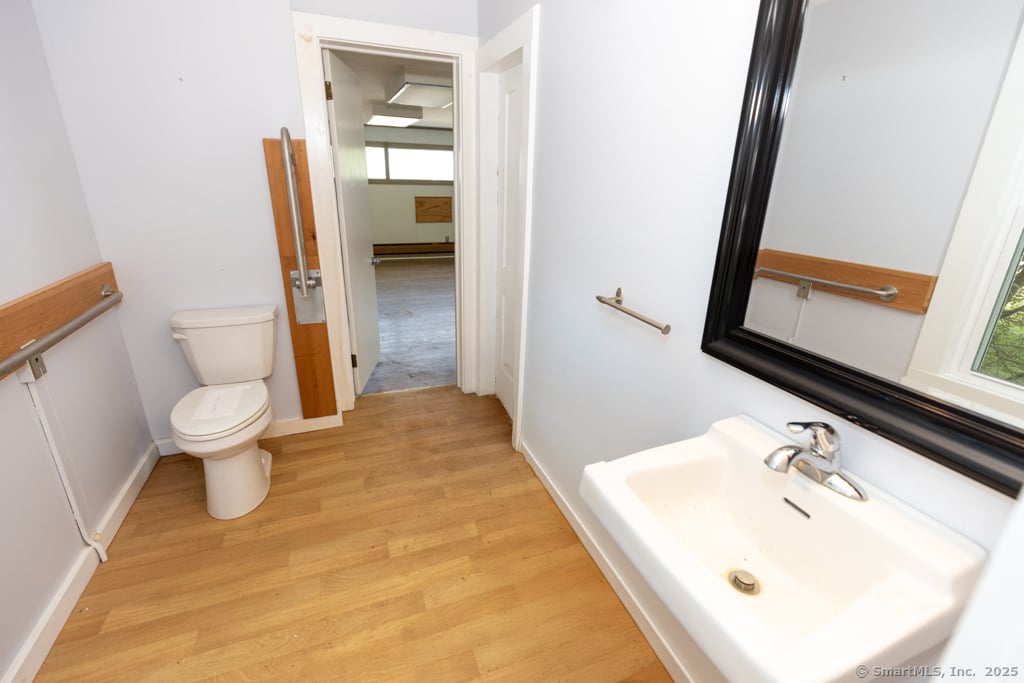 1572 Saybrook Road Photo 20