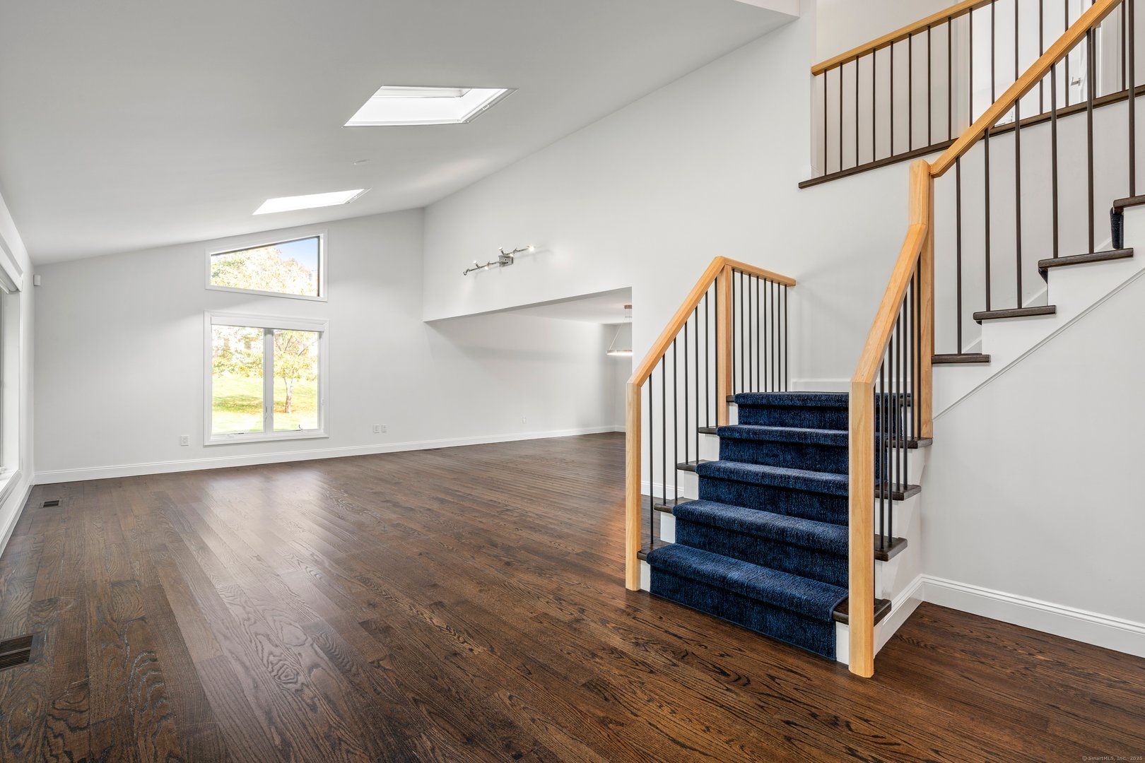 11 Hillcrest Drive Photo 11