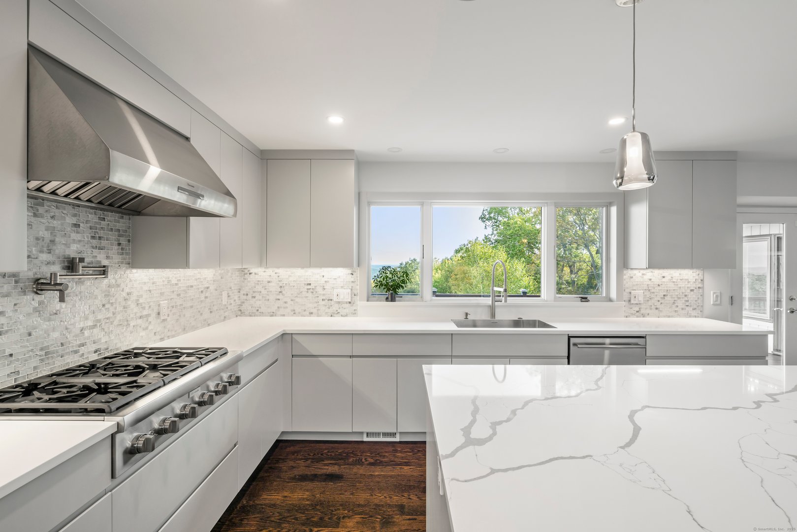 11 Hillcrest Drive Photo 20