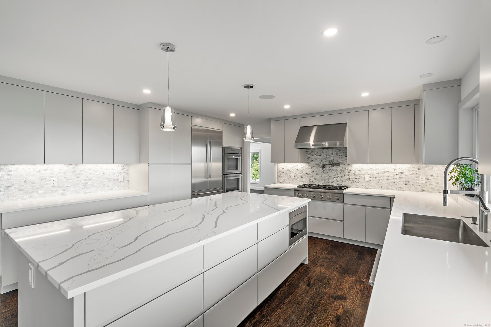 11 Hillcrest Drive Photo 22