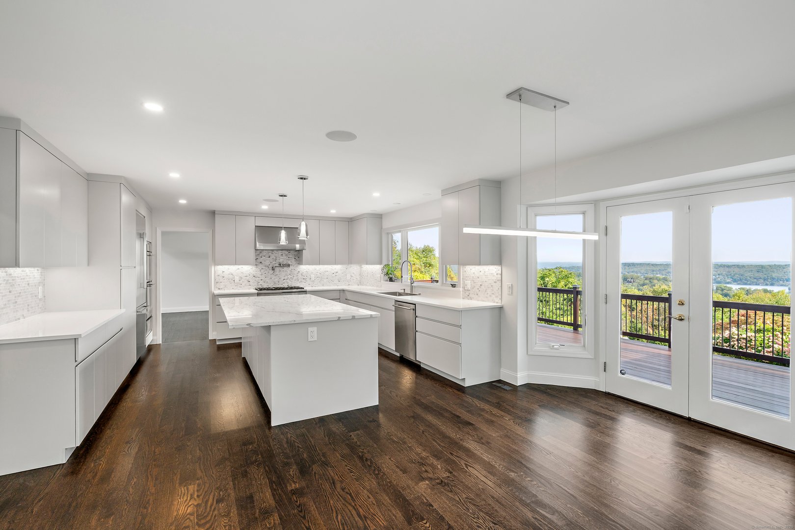 11 Hillcrest Drive Photo 24