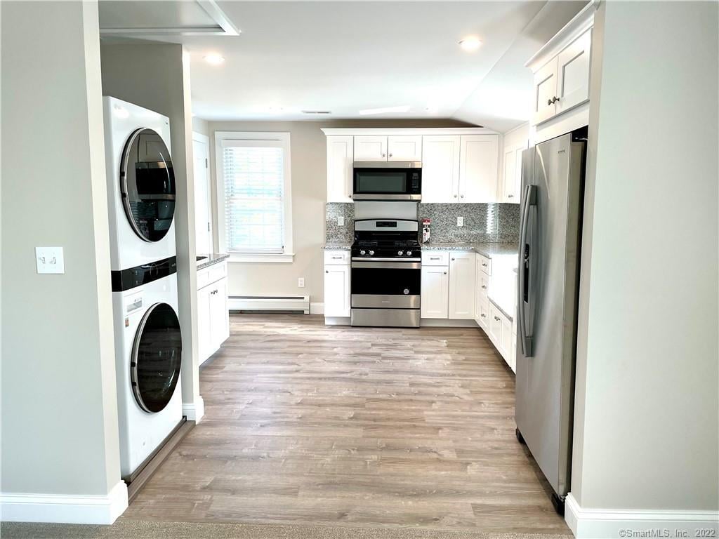 31 Ledge Avenue  #2 Photo 3